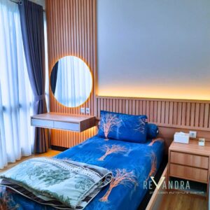 meja rias , head bed tempat tidur 1