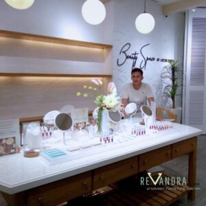 Produsen Meja Pajangan Kayu Jati Custom