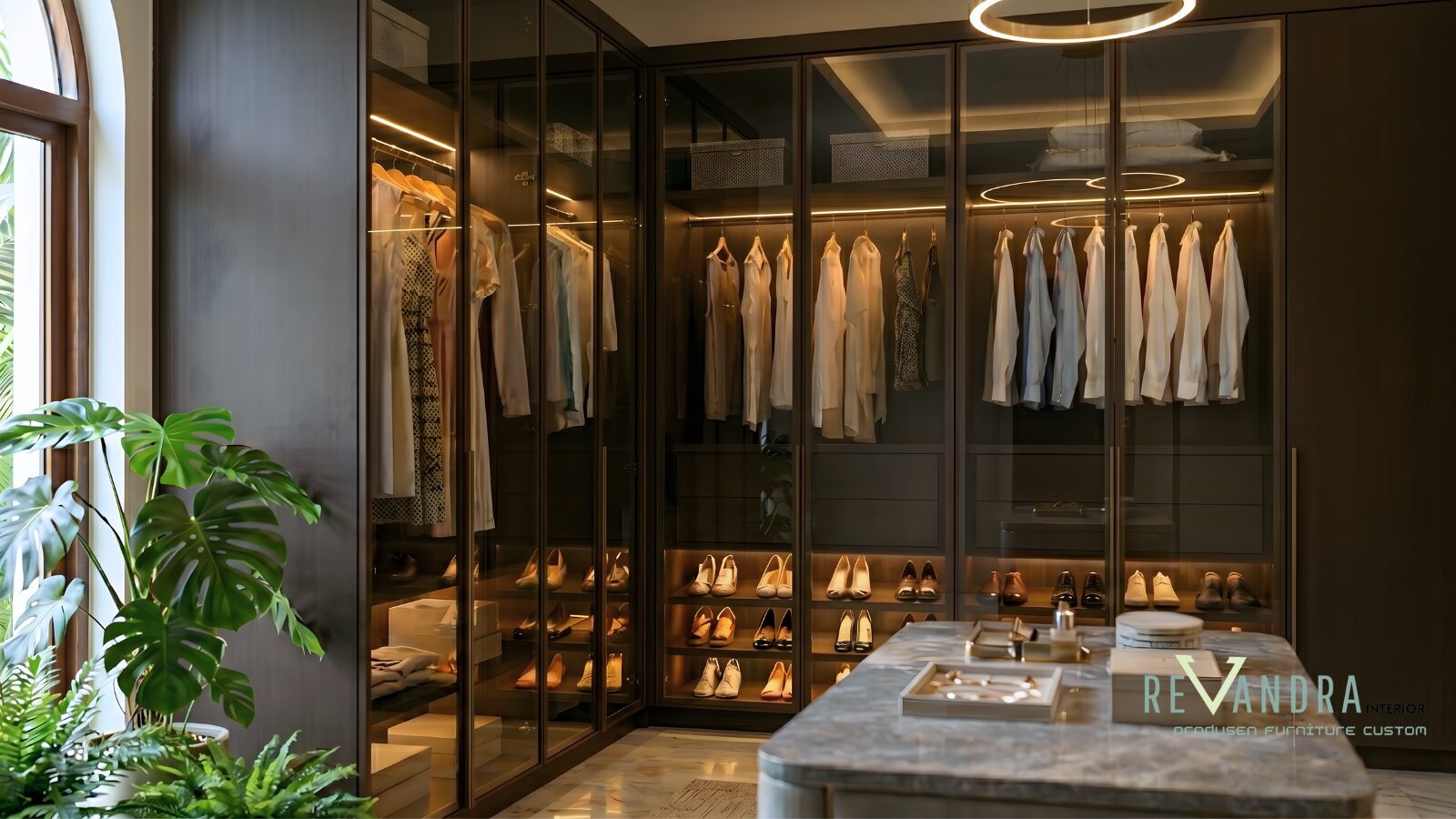 Walk In Closet Modern, Solusi Penyimpanan Rapi dan Elegan