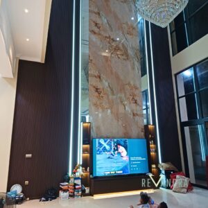 Backdrop TV Marmer Full-Height