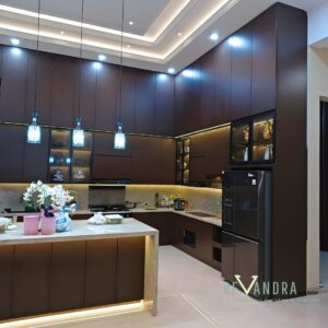 Desain Kitchen Set Modern Mewah dengan Nuansa Gelap